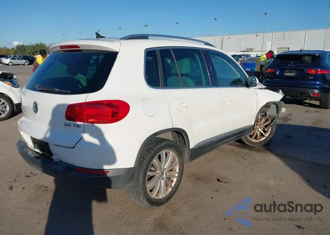 2012 Volkswagen Tiguan Se z USA, uszkodzony, nr VIN WVGAV7AX2CW565373